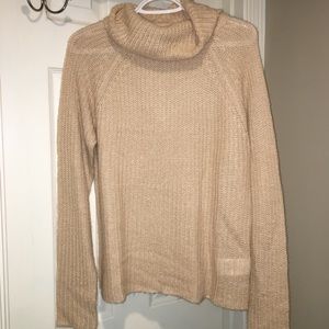 Knitted turtleneck slub sweater